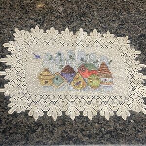 Basket Bird House Woven Wicker & Lace Doily Table Linen placemat